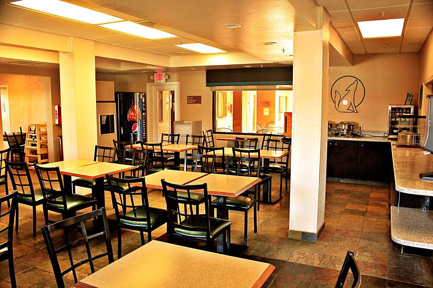 Best Western Turquoise Inn & Suites Кортес Экстерьер фото